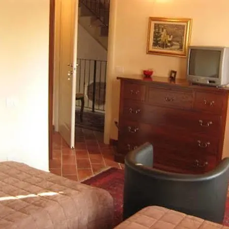 Ca' Noemi Bed & Breakfast 4*