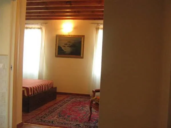 Ca' Noemi Oda ve Kahvaltı Venedik-Lido